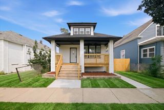 11409 S Stewart Avenue, Chicago, IL 60628