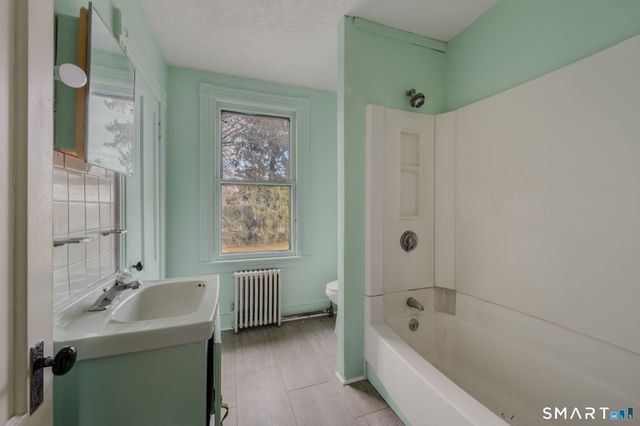 45 Dunham Street, Norwich, CT 06360