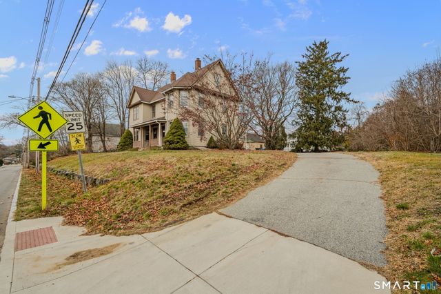 45 Dunham Street, Norwich, CT 06360