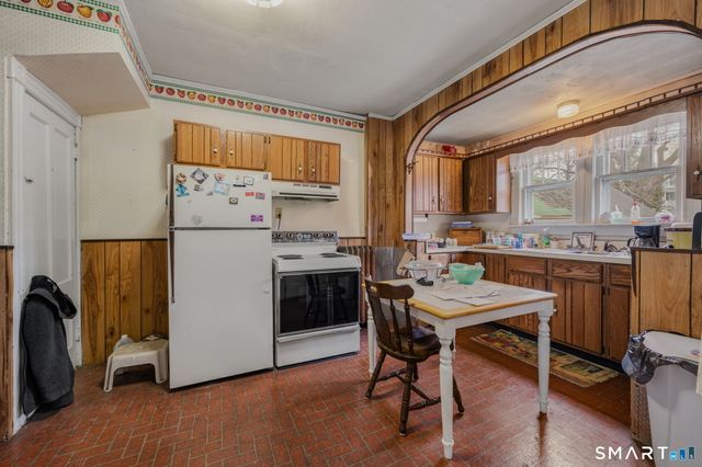 45 Dunham Street, Norwich, CT 06360