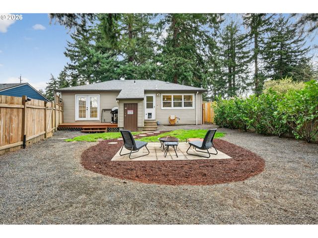 2410 Se 141ST Ave, Portland, OR 97233