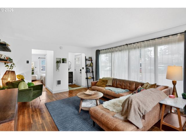 2410 Se 141ST Ave, Portland, OR 97233