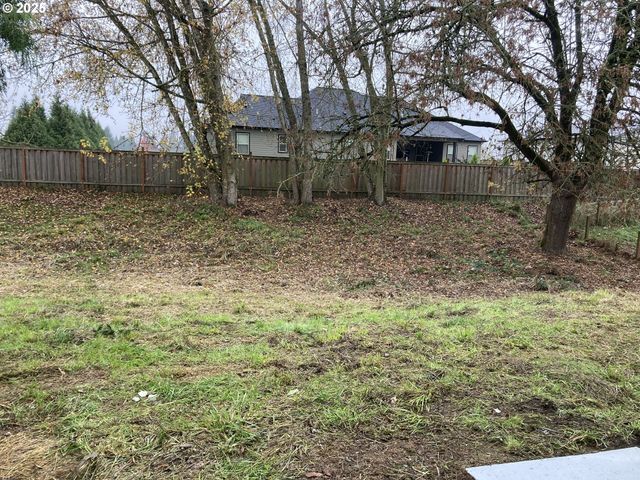 94034 VIKING St, Junction City, OR 97448