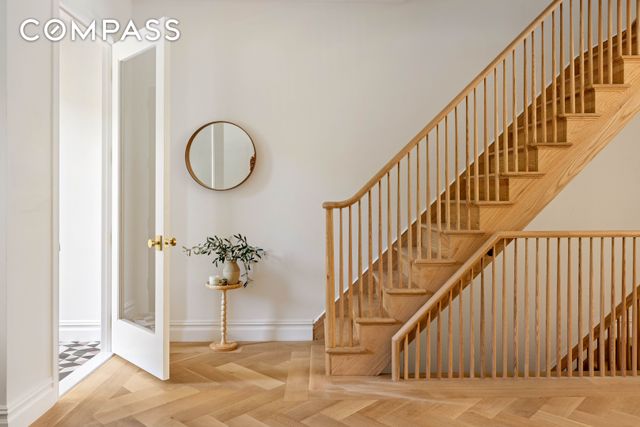 174 Hall Street, New York City, NY 11205