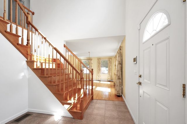 22 Winter St, Holbrook, MA 02343
