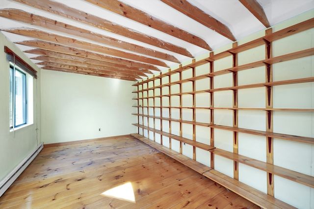 22 Winter St, Holbrook, MA 02343