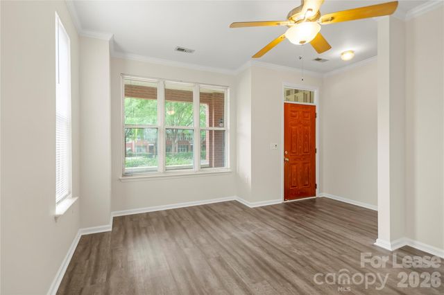 567 E 9th Street, Charlotte, NC 28202