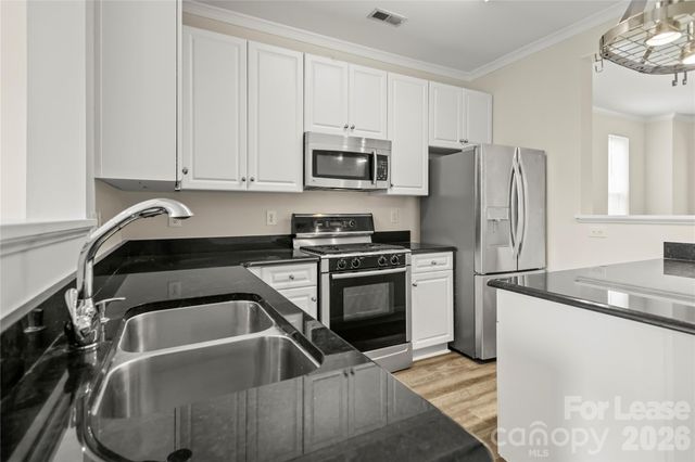 567 E 9th Street, Charlotte, NC 28202