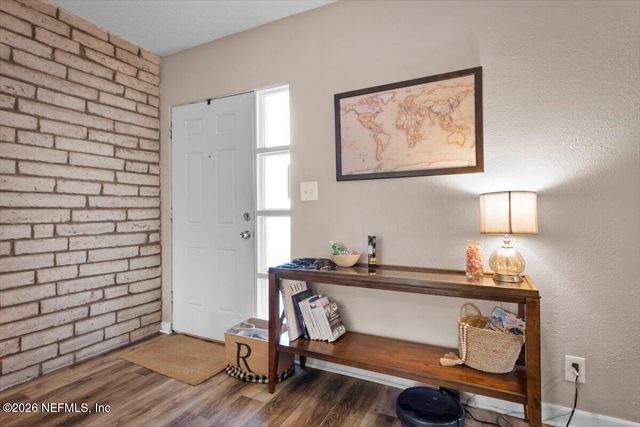 2254 CLEMSON Road, Jacksonville, FL 32217