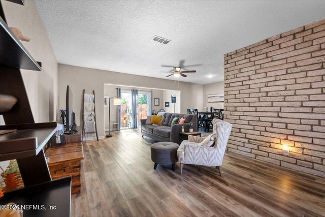 2254 CLEMSON Road, Jacksonville, FL 32217