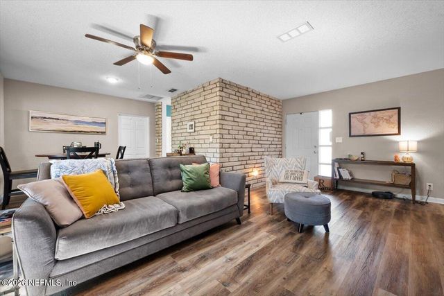 2254 CLEMSON Road, Jacksonville, FL 32217