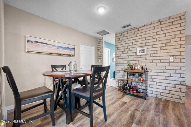 2254 CLEMSON Road, Jacksonville, FL 32217