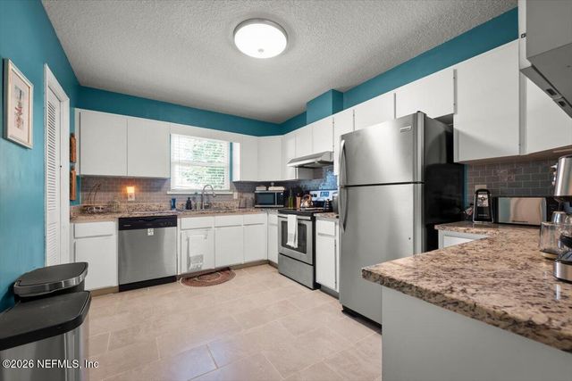 2254 CLEMSON Road, Jacksonville, FL 32217