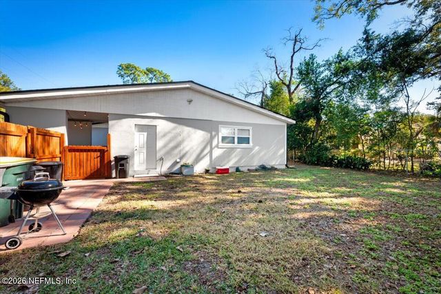 2254 CLEMSON Road, Jacksonville, FL 32217