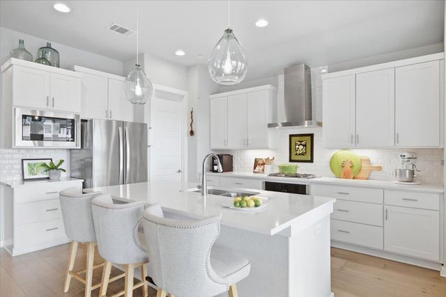 2020 Palmera Ridge BLVD, Leander, TX 78641