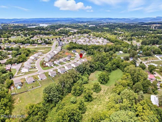 2356 Reese St, Morristown, TN 37814