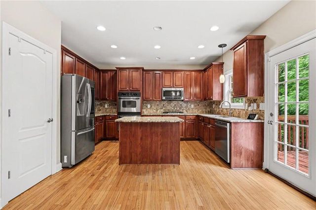 1104 Saint Remy Way SE, Conyers, GA 30013