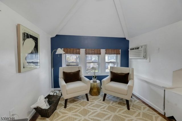 87 Buena Vista Ave, Hawthorne Boro, NJ 07506