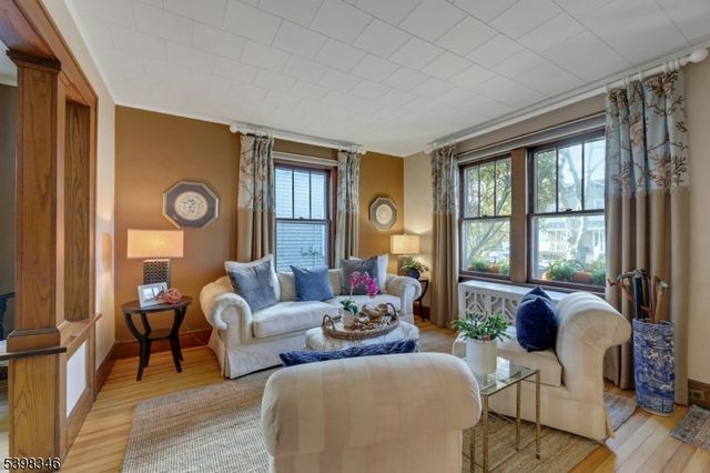 87 Buena Vista Ave, Hawthorne Boro, NJ 07506