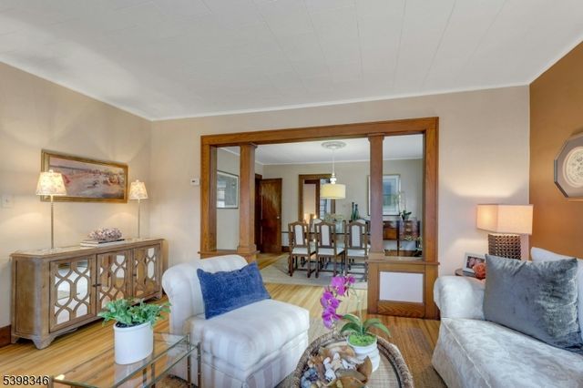 87 Buena Vista Ave, Hawthorne Boro, NJ 07506