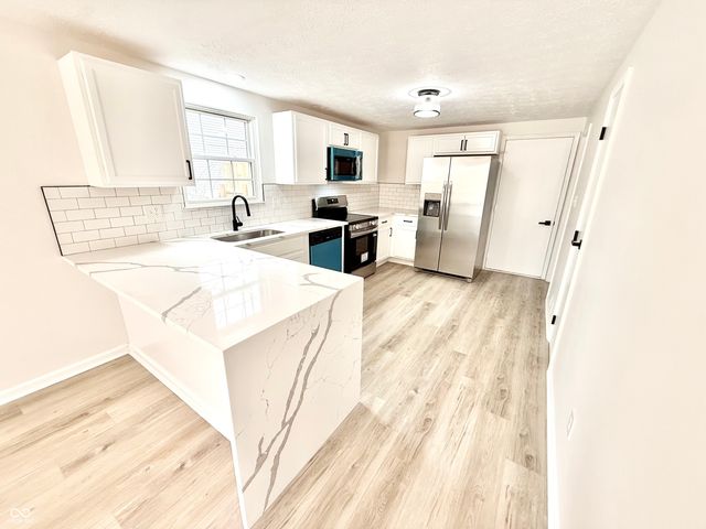 11303 Hartford Lane, Fishers, IN 46038