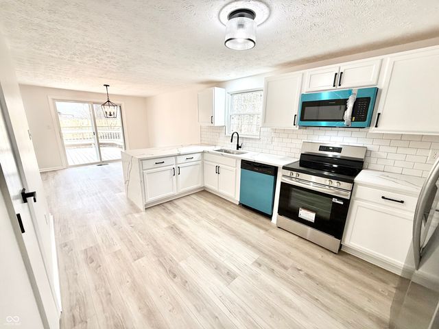 11303 Hartford Lane, Fishers, IN 46038