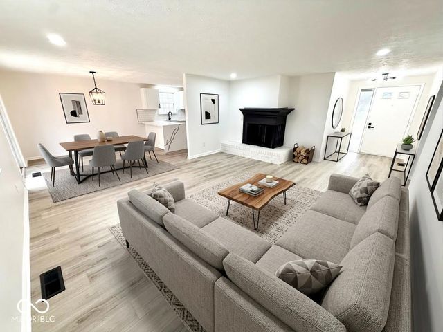 11303 Hartford Lane, Fishers, IN 46038