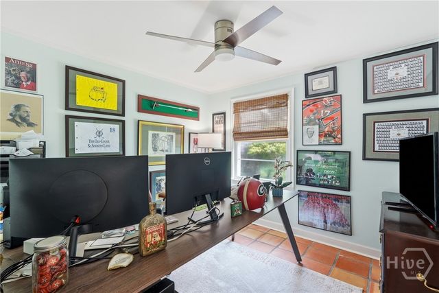 33 Romney Place, Savannah, GA 31406