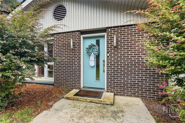 33 Romney Place, Savannah, GA 31406