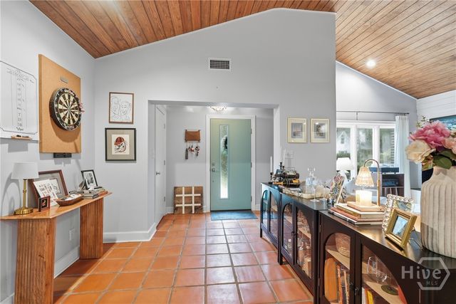 33 Romney Place, Savannah, GA 31406