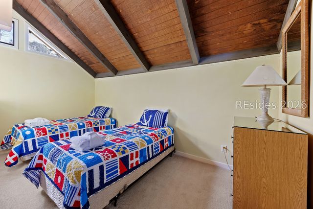 69 Night Heron Ln, Hilton Head Island, SC 29928