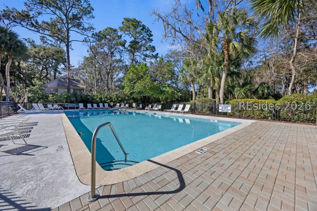 69 Night Heron Ln, Hilton Head Island, SC 29928