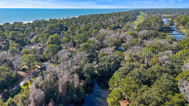 69 Night Heron Ln, Hilton Head Island, SC 29928