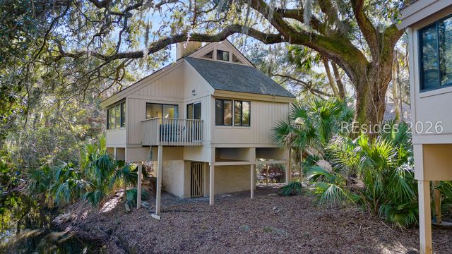 69 Night Heron Ln, Hilton Head Island, SC 29928