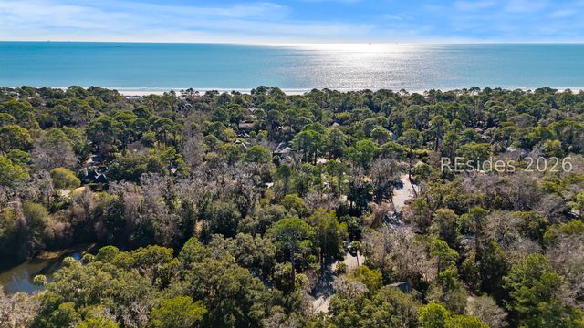 69 Night Heron Ln, Hilton Head Island, SC 29928