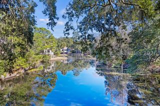 69 Night Heron Ln, Hilton Head Island, SC 29928