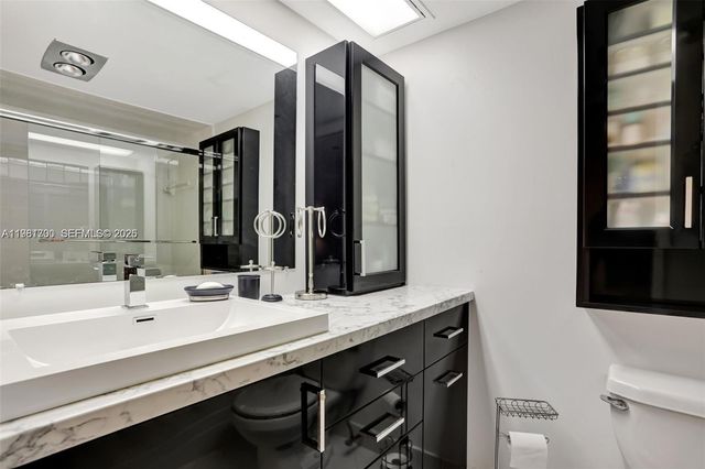 3510 Oaks Way 806, Pompano Beach, FL 33069