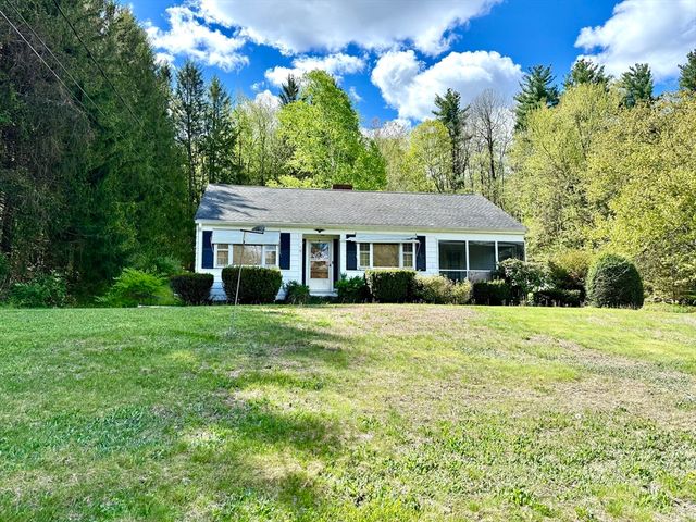 81 Clinton Rd, Sterling, MA 01564