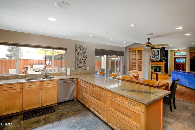 5432 Vista Del Arroyo Drive, La Crescenta, CA 91214