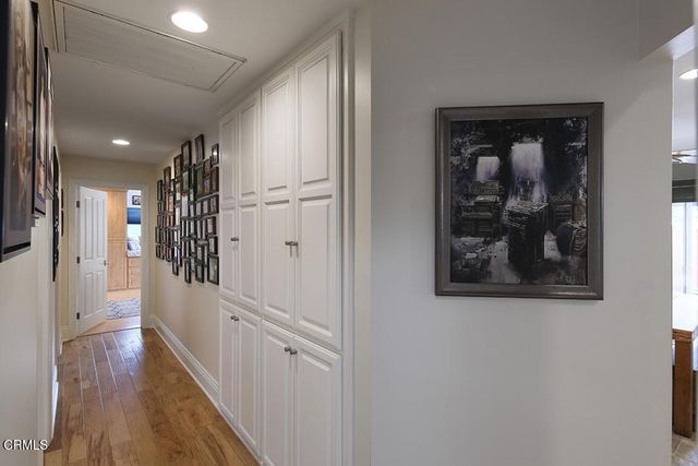 5432 Vista Del Arroyo Drive, La Crescenta, CA 91214