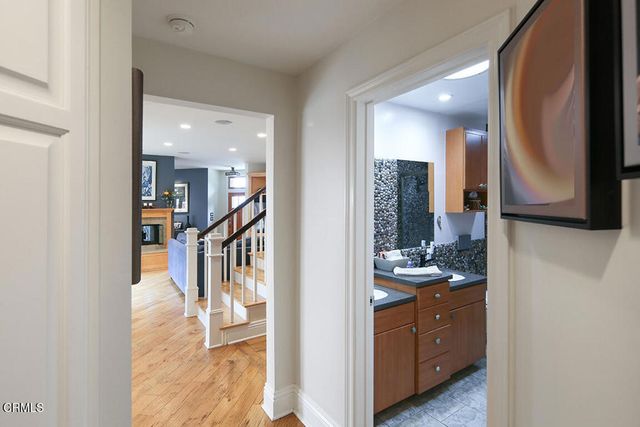 5432 Vista Del Arroyo Drive, La Crescenta, CA 91214