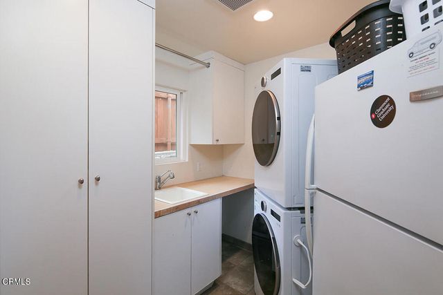 5432 Vista Del Arroyo Drive, La Crescenta, CA 91214