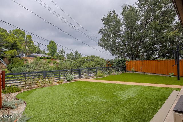 5432 Vista Del Arroyo Drive, La Crescenta, CA 91214
