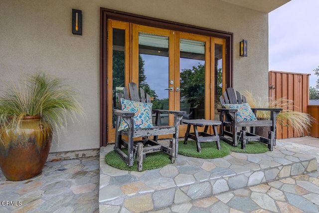 5432 Vista Del Arroyo Drive, La Crescenta, CA 91214