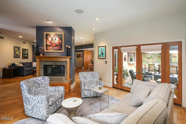 5432 Vista Del Arroyo Drive, La Crescenta, CA 91214