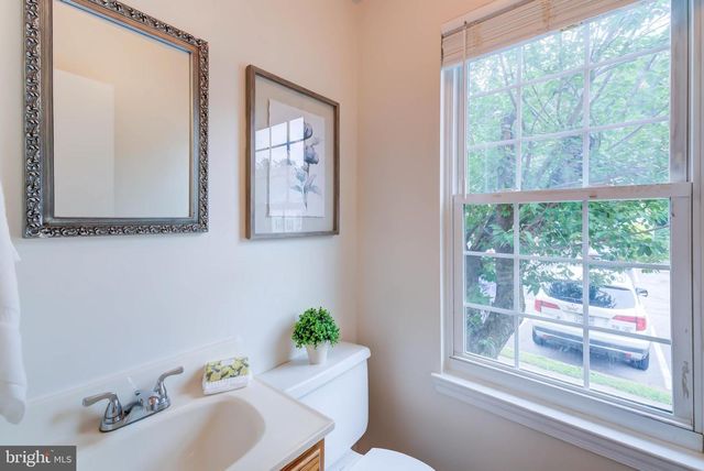 6910 TRESTLE CT, Lorton, VA 22079