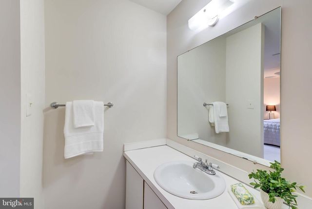 6910 TRESTLE CT, Lorton, VA 22079