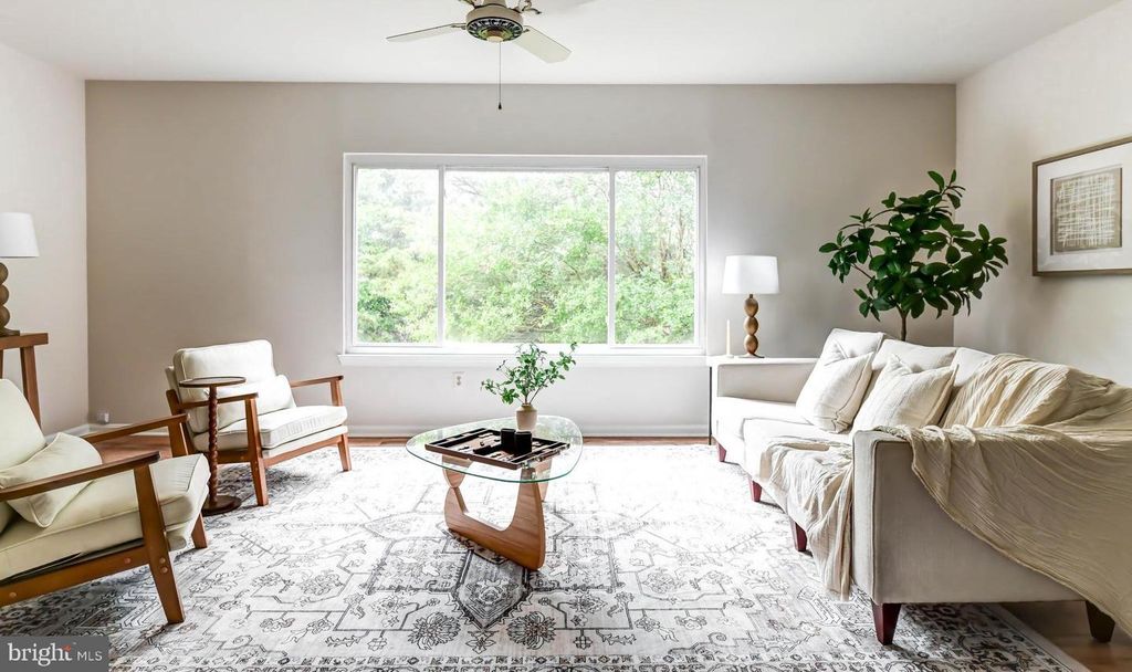 6910 TRESTLE CT, Lorton, VA 22079