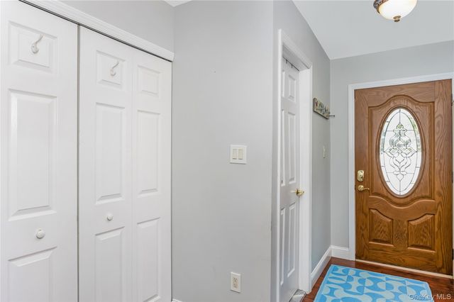 53 Thorne Street, Patchogue, NY 11772