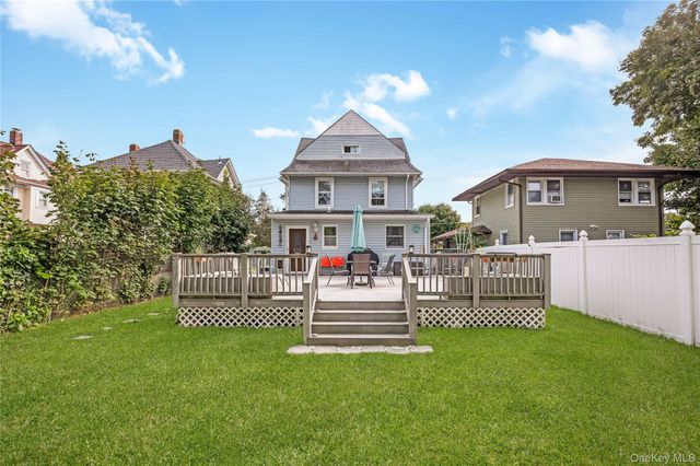 53 Thorne Street, Patchogue, NY 11772